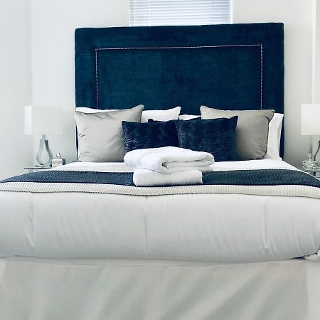 بيدفورد Snapos Luxury Serviced Apartment - Meridian House المظهر الخارجي الصورة