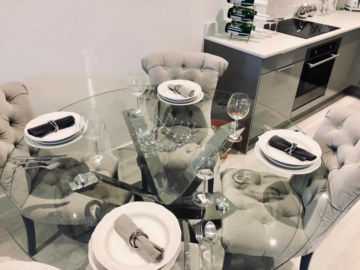بيدفورد Snapos Luxury Serviced Apartment - Meridian House المظهر الخارجي الصورة