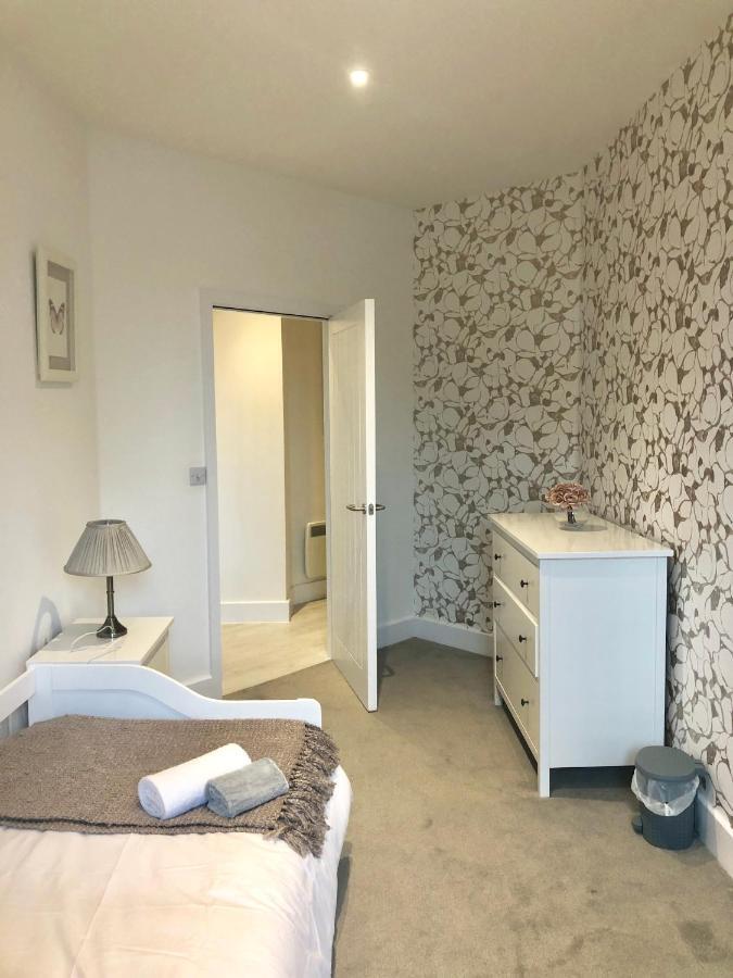 بيدفورد Snapos Luxury Serviced Apartment - Meridian House المظهر الخارجي الصورة