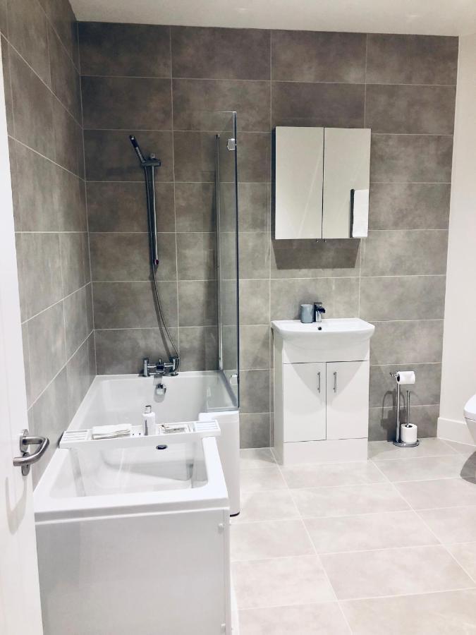 بيدفورد Snapos Luxury Serviced Apartment - Meridian House المظهر الخارجي الصورة