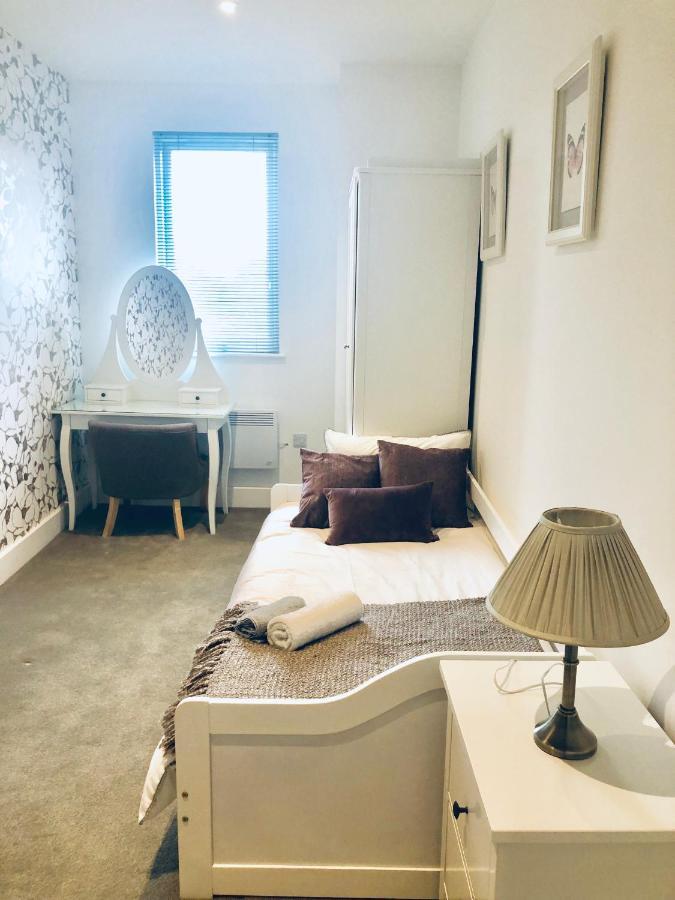 بيدفورد Snapos Luxury Serviced Apartment - Meridian House المظهر الخارجي الصورة